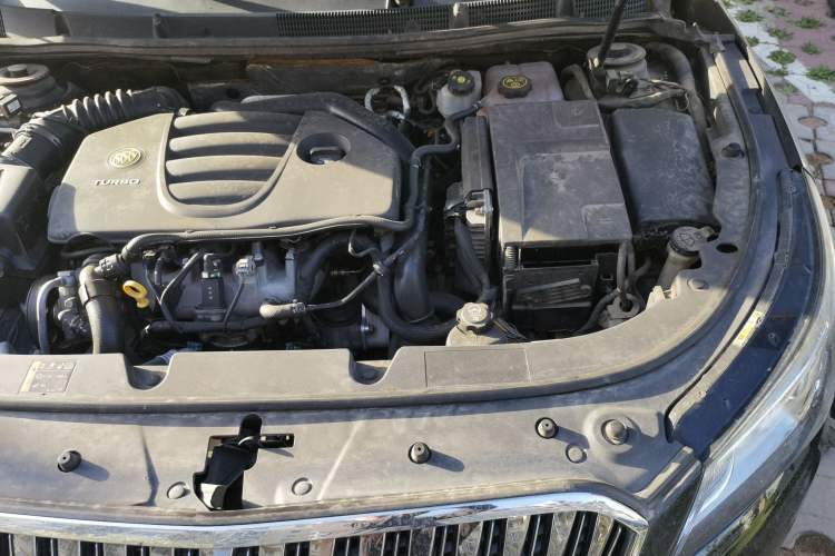 Used Buick LaCrosse 2014 2.0T SIDI Smart Luxury Flagship Edition Engine Bay Left
