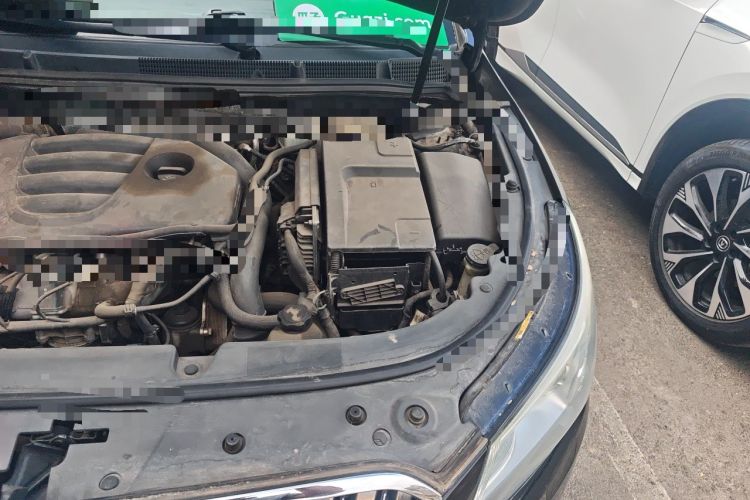 Used Buick LaCrosse 2014 2.0T SIDI Elite Tech Version Engine Bay Left