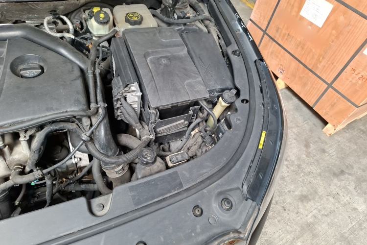 Used Buick LaCrosse 2014 2.0T SIDI Smart Luxury Flagship Edition Engine Bay Left
