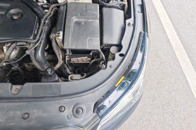 Used Buick LaCrosse 2014 2.0T SIDI Smart Luxury Flagship Edition Engine Bay Left