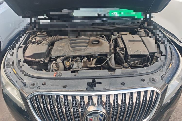 Used Buick LaCrosse 2014 2.0T SIDI Elite Tech Version Engine Bay