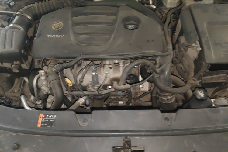 Used Buick LaCrosse 2014 2.0T SIDI Smart Luxury Flagship Edition Engine Bay