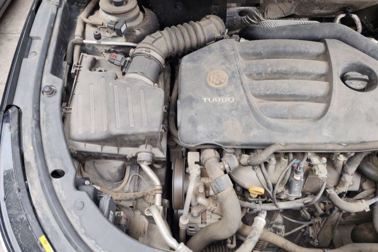 Used Buick LaCrosse 2014 2.0T SIDI Smart Luxury Flagship Edition Engine Bay Right