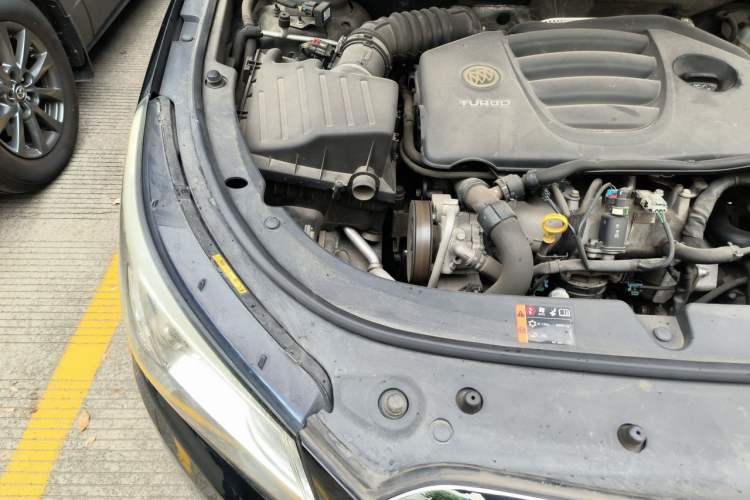 Used Buick LaCrosse 2014 2.0T SIDI Smart Luxury Flagship Edition Engine Bay Right