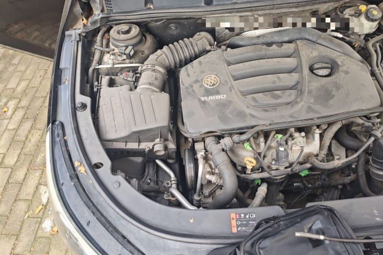 Used Buick LaCrosse 2014 2.0T SIDI Smart Luxury Flagship Edition Engine Bay Right