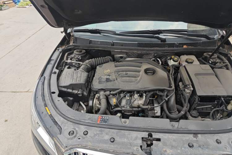 Used Buick LaCrosse 2014 2.0T SIDI Smart Luxury Flagship Edition Engine Bay Right