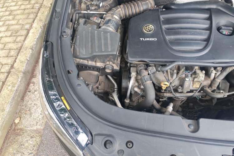 Used Buick LaCrosse 2014 2.0T SIDI Smart Luxury Flagship Edition Engine Bay Right
