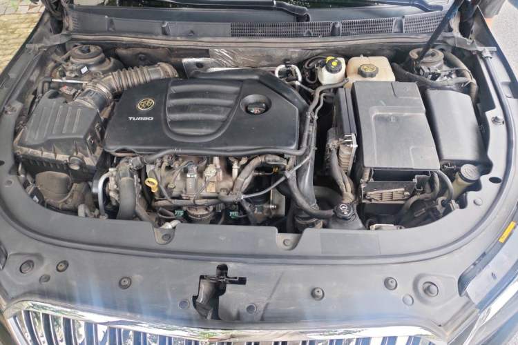 Used Buick LaCrosse 2014 2.0T SIDI Smart Luxury Flagship Edition Engine Bay