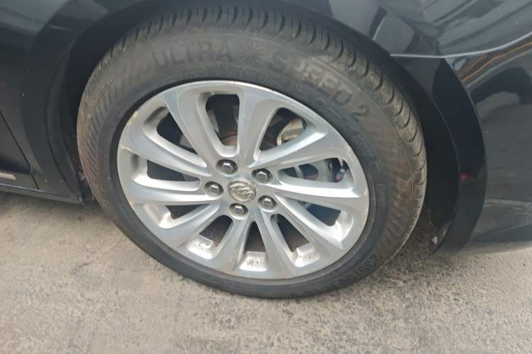 Used Buick LaCrosse 2014 2.0T SIDI Elite Tech Version Exterior 4