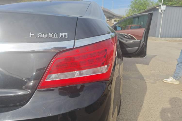 Used Buick LaCrosse 2014 2.0T SIDI Elite Tech Version Exterior 6