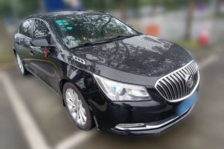 Used Buick LaCrosse 2014 2.0T SIDI Smart Luxury Flagship Edition Front Right 45 Deg