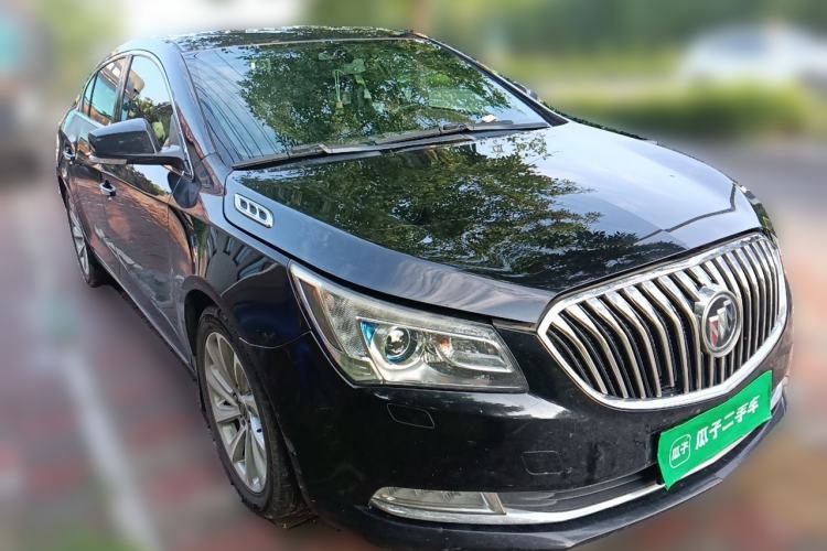 Used Buick LaCrosse 2014 2.0T SIDI Smart Luxury Flagship Edition Front Right 45 Deg