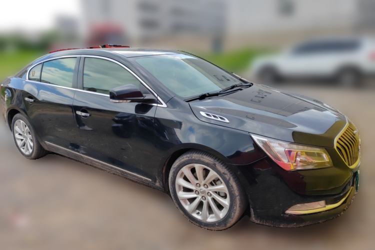 Used Buick LaCrosse 2014 2.0T SIDI Elite Tech Version Front Right 45 Deg