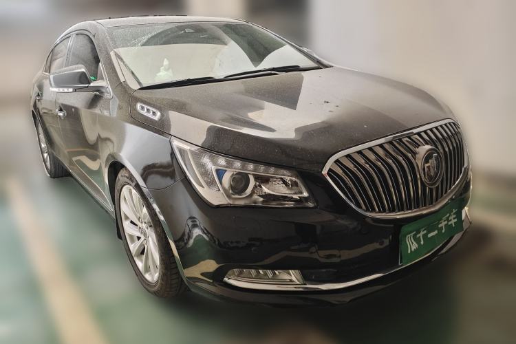 Used Buick LaCrosse 2014 2.0T SIDI Smart Luxury Flagship Edition Front Right 45 Deg