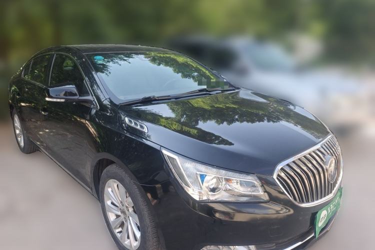 Used Buick LaCrosse 2014 2.0T SIDI Smart Luxury Flagship Edition Front Right 45 Deg
