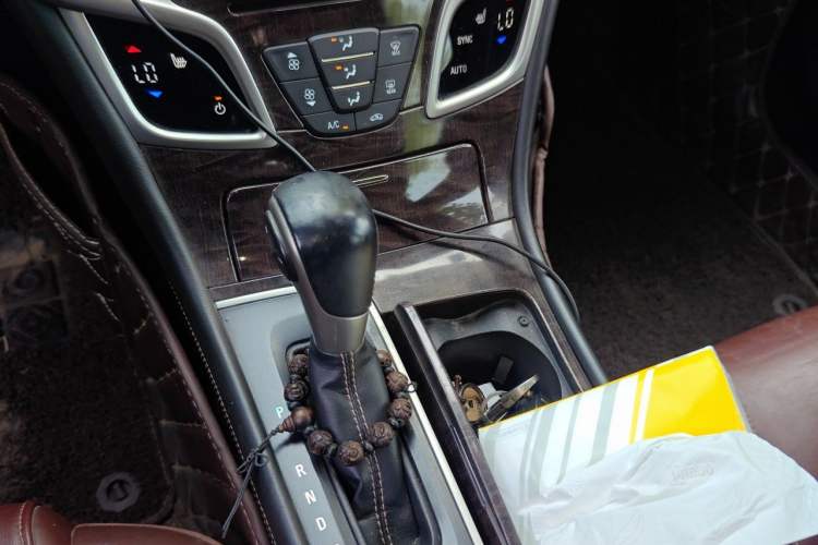 Used Buick LaCrosse 2014 2.0T SIDI Elite Tech Version Gear Lever