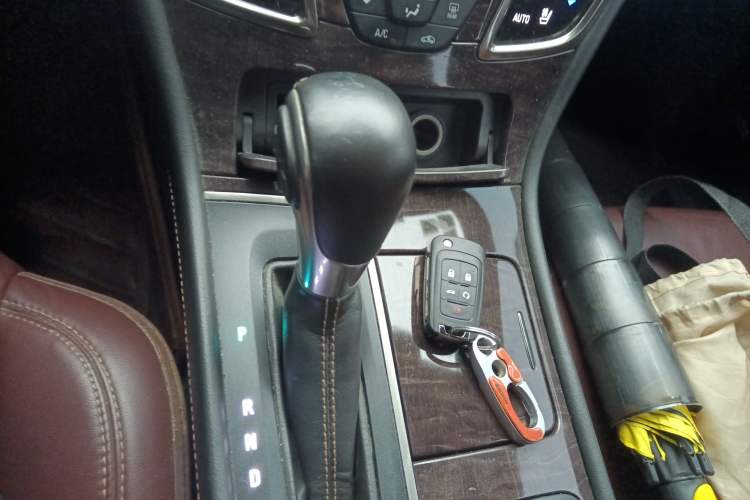 Used Buick LaCrosse 2014 2.0T SIDI Smart Luxury Flagship Edition Gear Lever