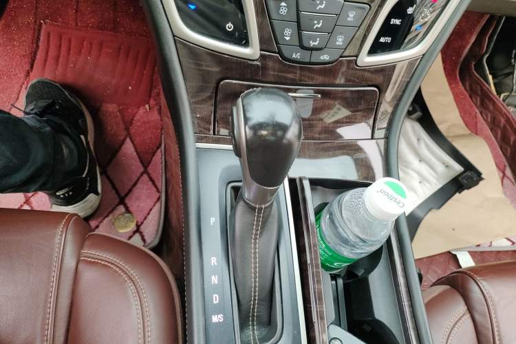 Used Buick LaCrosse 2014 2.0T SIDI Elite Tech Version Gear Lever
