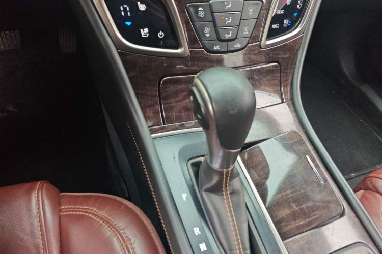 Used Buick LaCrosse 2014 2.0T SIDI Smart Luxury Flagship Edition Gear Lever