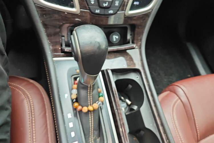Used Buick LaCrosse 2014 2.0T SIDI Elite Tech Version Gear Lever