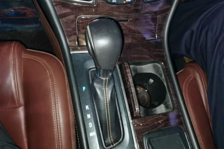 Used Buick LaCrosse 2014 2.0T SIDI Smart Luxury Flagship Edition Gear Lever