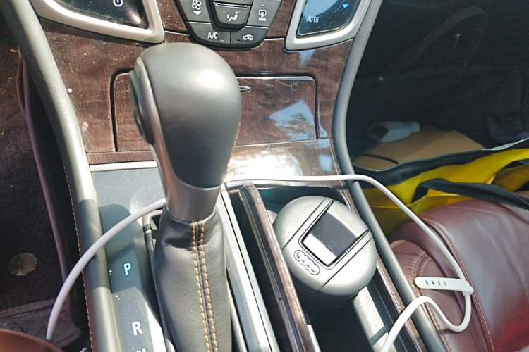 Used Buick LaCrosse 2014 2.0T SIDI Elite Tech Version Gear Lever