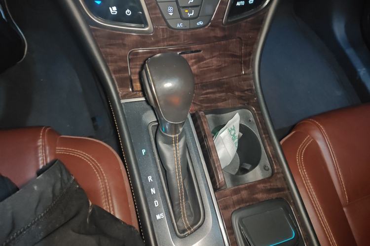 Used Buick LaCrosse 2014 2.0T SIDI Smart Luxury Flagship Edition Gear Lever