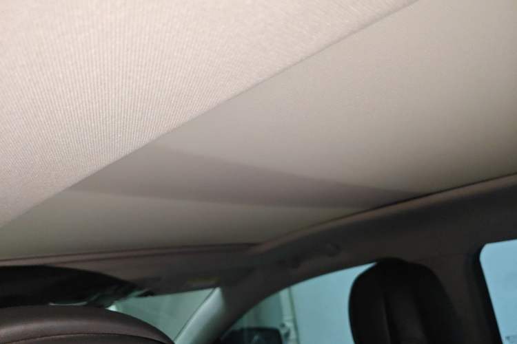 Used Buick LaCrosse 2014 2.0T SIDI Smart Luxury Flagship Edition Headliner