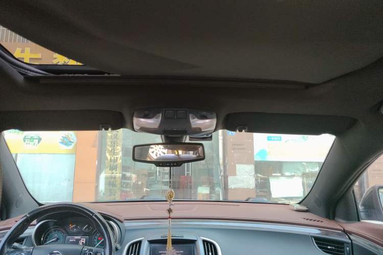 Used Buick LaCrosse 2014 2.0T SIDI Elite Tech Version Headliner