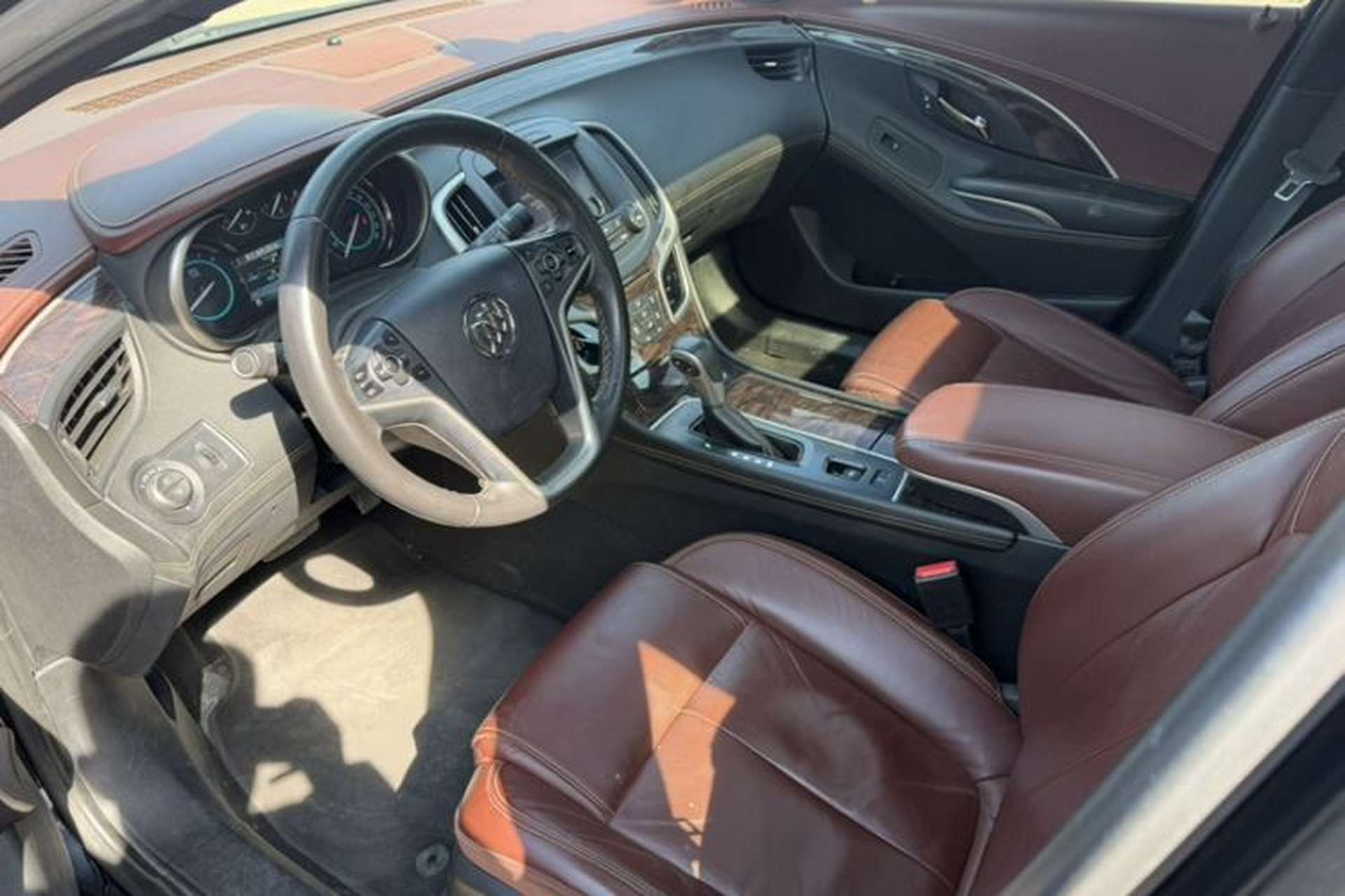 Used Buick LaCrosse 2014 2.0T SIDI Elite Tech Version Interior 2
