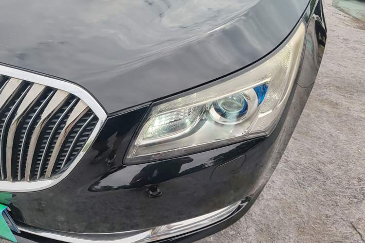 Used Buick LaCrosse 2014 2.0T SIDI Elite Tech Version Left Front Headlight