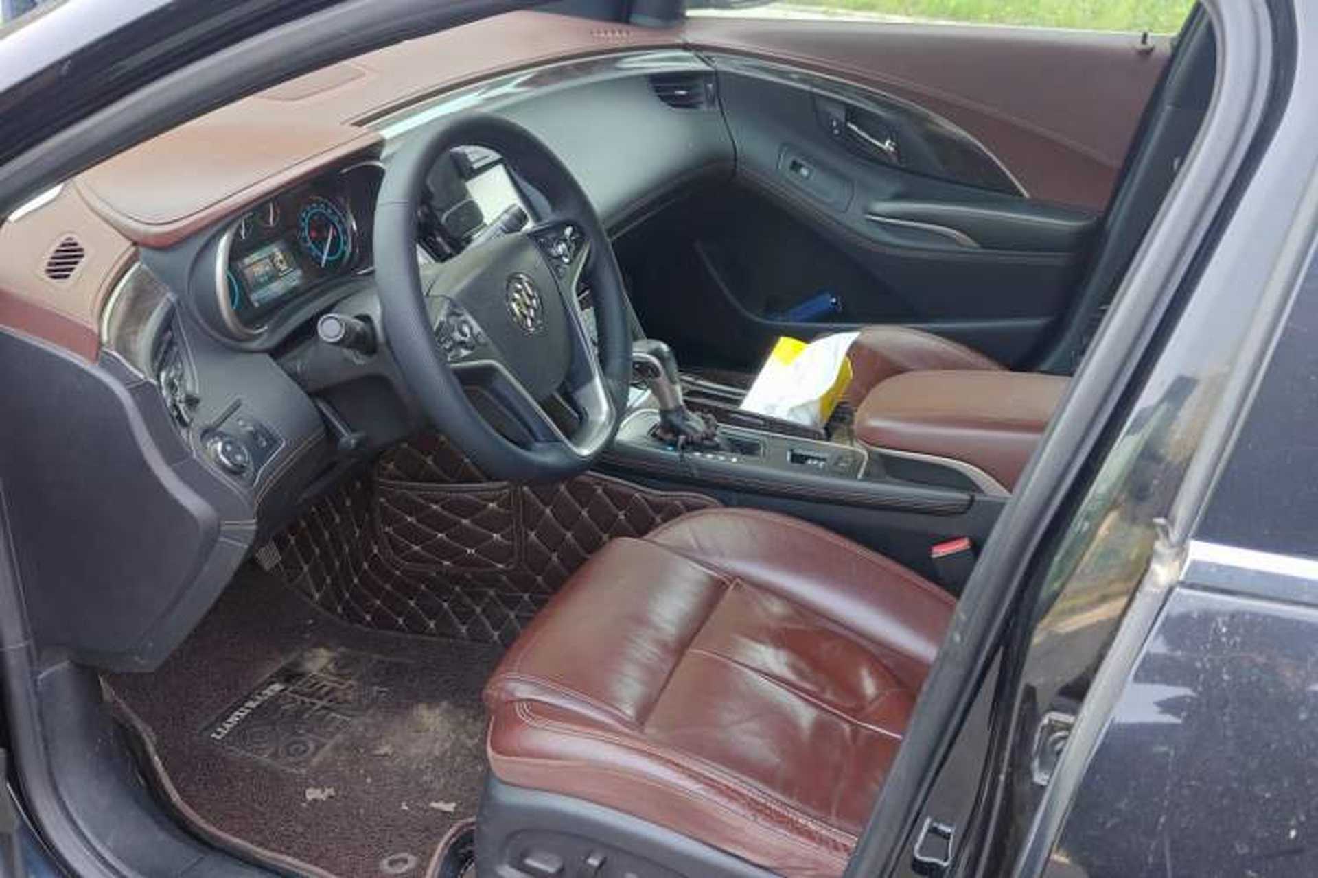 Used Buick LaCrosse 2014 2.0T SIDI Elite Tech Version Left Front Seat