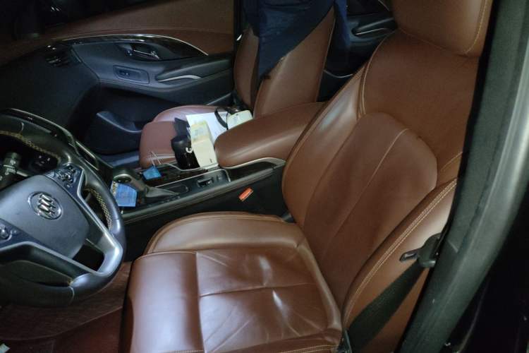 Used Buick LaCrosse 2014 2.0T SIDI Elite Tech Version Left Front Seat