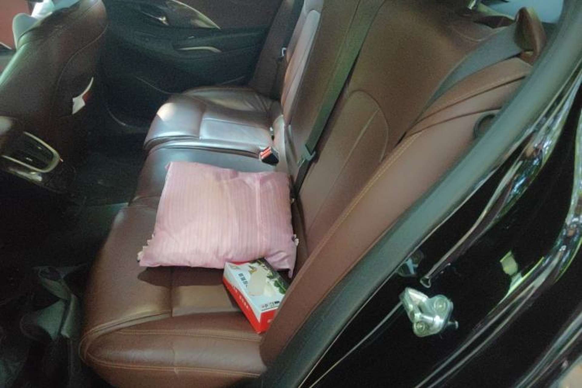 Used Buick LaCrosse 2014 2.0T SIDI Elite Tech Version Left Rear Seat