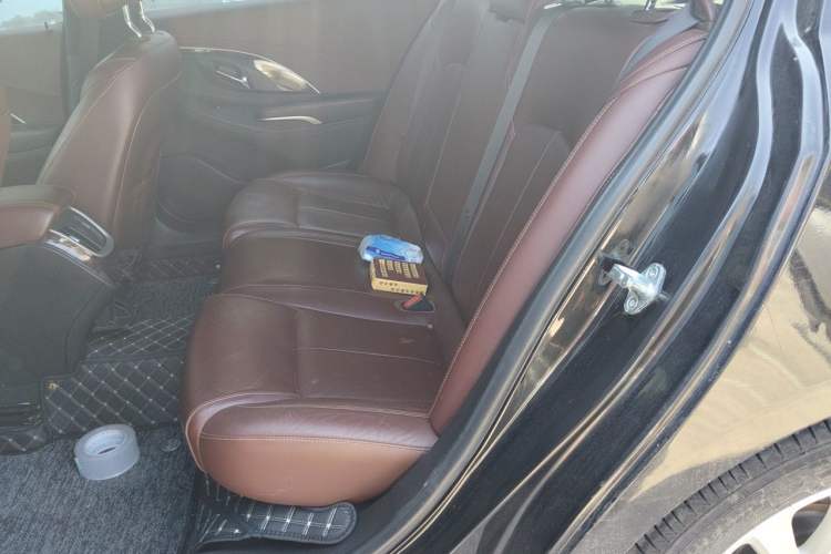 Used Buick LaCrosse 2014 2.0T SIDI Elite Tech Version Left Rear Seat
