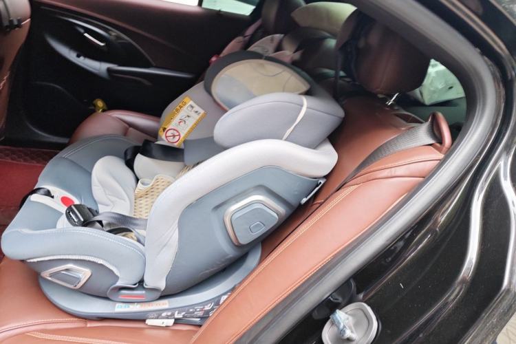 Used Buick LaCrosse 2014 2.0T SIDI Elite Tech Version Left Rear Seat