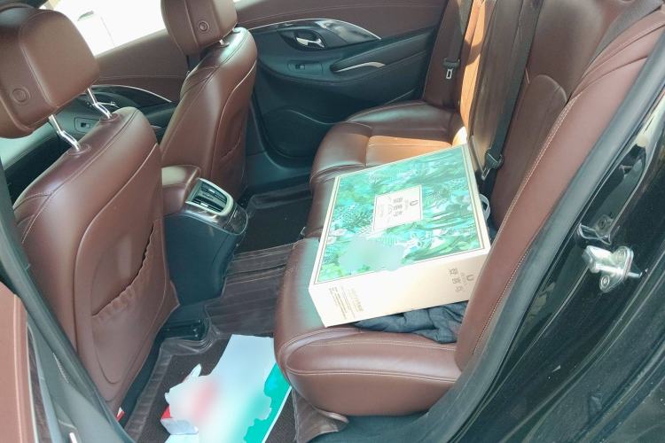 Used Buick LaCrosse 2014 2.0T SIDI Elite Tech Version Left Rear Seat