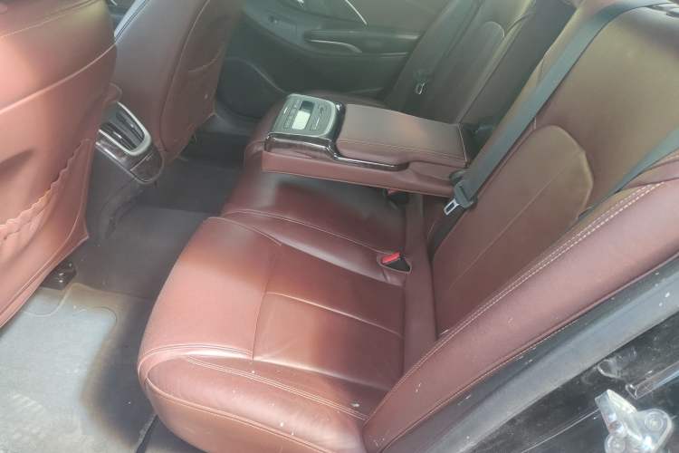 Used Buick LaCrosse 2014 2.0T SIDI Elite Tech Version Left Rear Seat