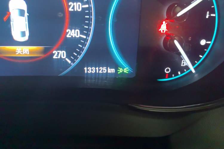 Used Buick LaCrosse 2014 2.0T SIDI Smart Luxury Flagship Edition Odometer Close Up