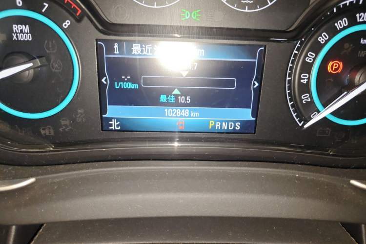 Used Buick LaCrosse 2014 2.0T SIDI Elite Tech Version Odometer Close Up