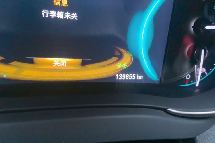 Used Buick LaCrosse 2014 2.0T SIDI Smart Luxury Flagship Edition Odometer Close Up