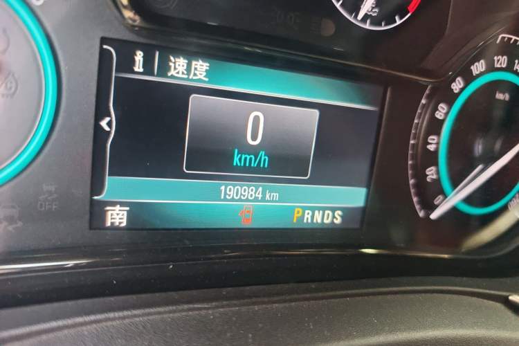 Used Buick LaCrosse 2014 2.0T SIDI Elite Tech Version Odometer Close Up