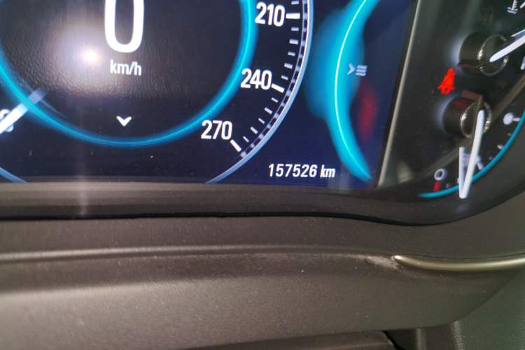Used Buick LaCrosse 2014 2.0T SIDI Smart Luxury Flagship Edition Odometer Close Up