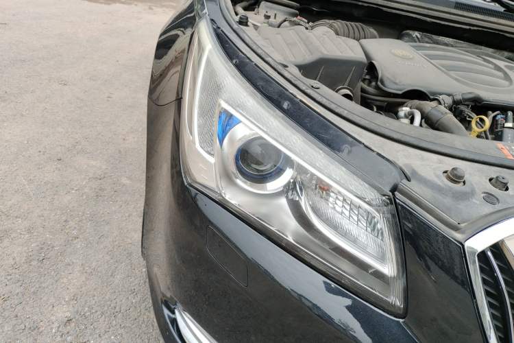 Used Buick LaCrosse 2014 2.0T SIDI Elite Tech Version Right Front Headlight