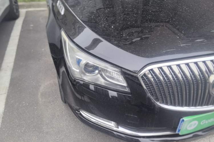 Used Buick LaCrosse 2014 2.0T SIDI Elite Tech Version Right Front Headlight