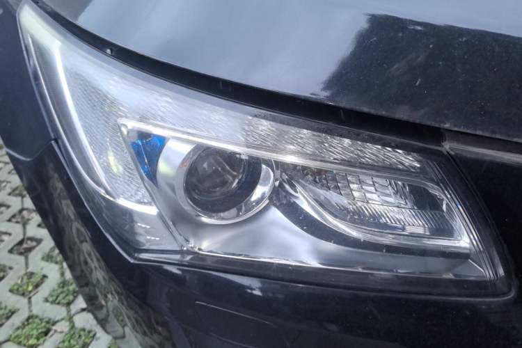 Used Buick LaCrosse 2014 2.0T SIDI Smart Luxury Flagship Edition Right Front Headlight