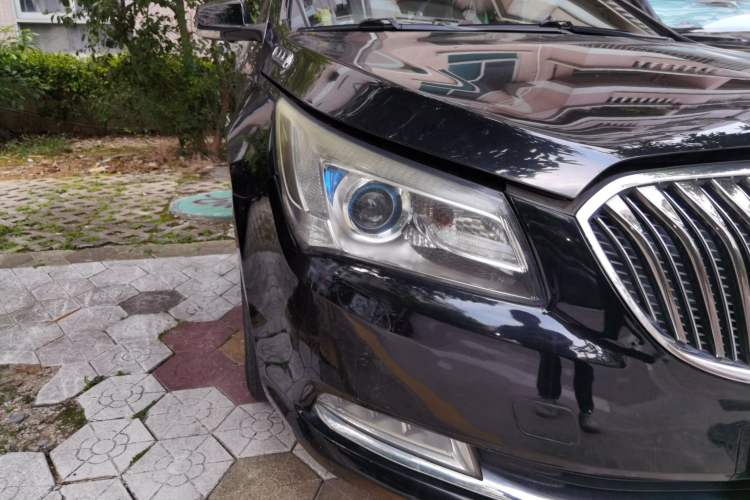 Used Buick LaCrosse 2014 2.0T SIDI Smart Luxury Flagship Edition Right Front Headlight