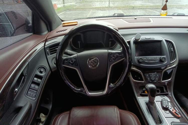 Used Buick LaCrosse 2014 2.0T SIDI Smart Luxury Flagship Edition Steering Wheel