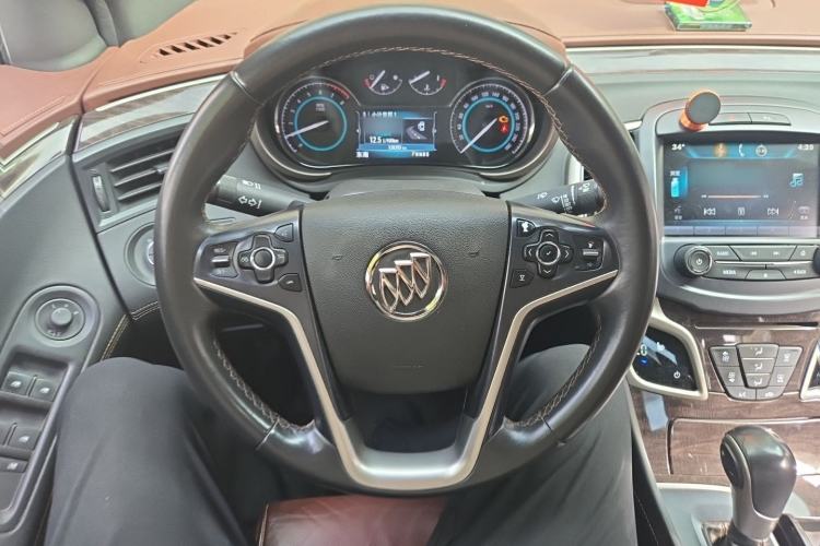 Used Buick LaCrosse 2014 2.0T SIDI Elite Tech Version Steering Wheel