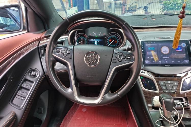Used Buick LaCrosse 2014 2.0T SIDI Elite Tech Version Steering Wheel